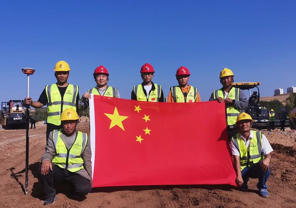 陜煤建設榆林公司用實際行動為祖國慶生