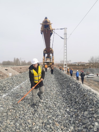 陜煤建設路橋分公司“青”盡全力決勝攻堅年