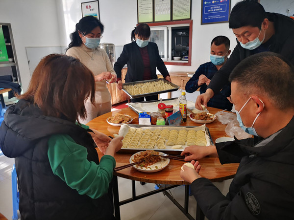 陜煤建設機電安裝公司：寒冬里的“暖心”餃子