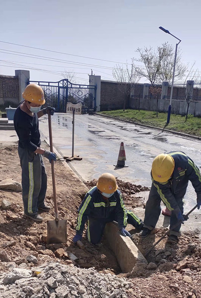 陜煤建設機電安裝公司搶抓施工進度不停歇