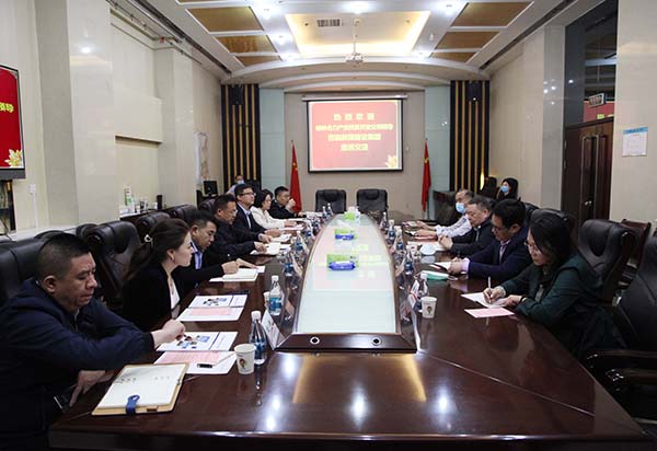 榆林合力公司劉文一行到陜煤建設座談交流