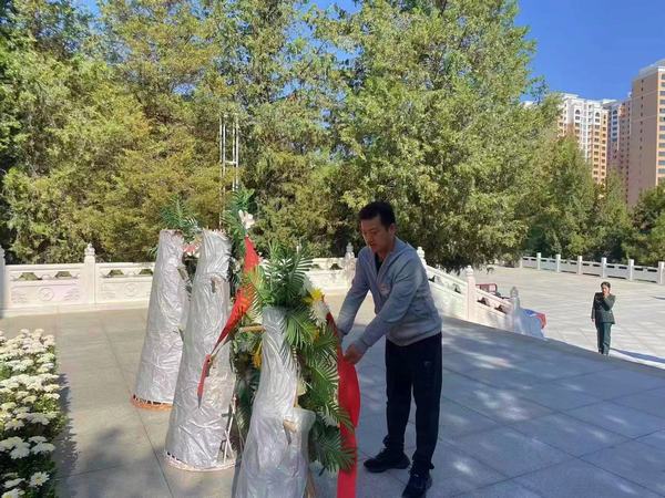 陜煤建設銅煤公司基層項目部開展“緬懷革命先烈 弘揚烈士精神”主題活動