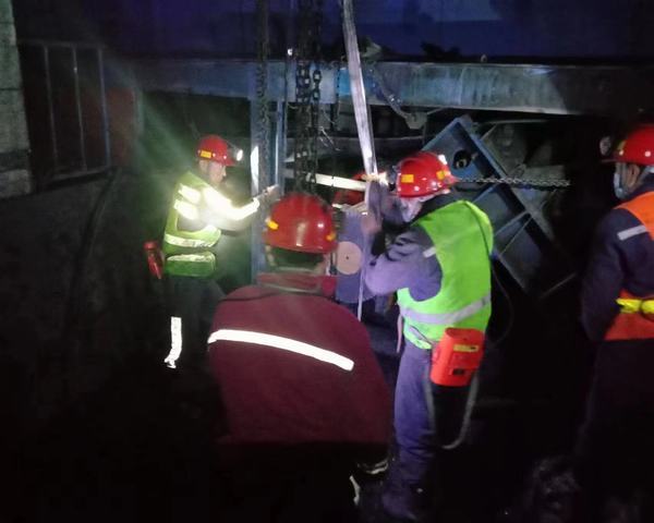 陜煤建設韓城分公司精心打造“升級改造皮帶機”春節套餐