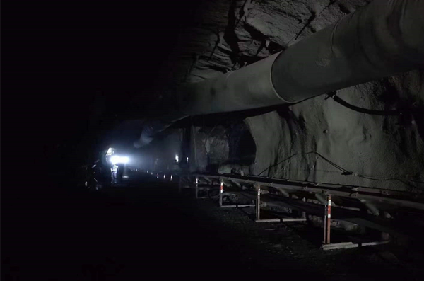 陜煤建設礦建三公司崔木項目部24盤區1#聯絡巷順利貫通