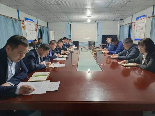 陜煤建設(shè)礦建二公司:組織生活會這樣開才“有味”