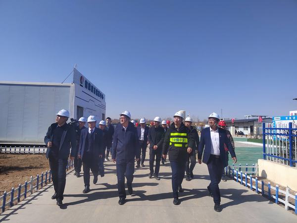 榆林市委副書記、市委黨校校長李雄斌一行蒞臨榆林市委黨校新校區建設項目檢查指導工作