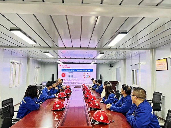 陜煤建設渭南分公司第十一項目部鉚足干勁按下施工生產“快進鍵”