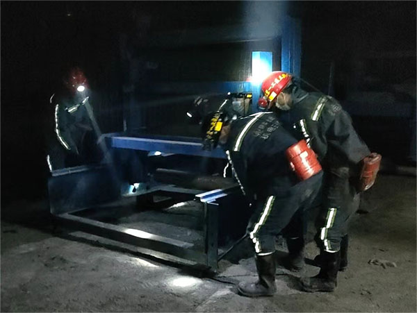 全力奮戰搶工期，跑出建設“加速度”