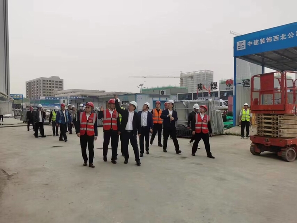 中電科西北集團有限公司副總經理薛敏蒞臨陜煤建設渭南分公司北斗星基建設項目參觀指導