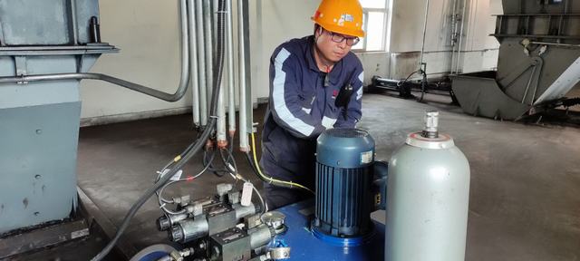 陜煤建設洗選煤運營公司神渭蒲城運營項目部：“最美勞動者”汗水鑄就新畫卷