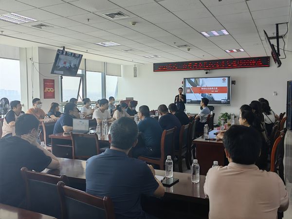 陜煤建設(shè)天工公司開展樹禮儀形象 展企業(yè)風(fēng)采商務(wù)禮儀培訓(xùn)