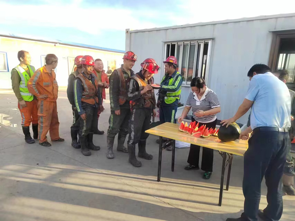 陜煤建設機電安裝公司：“花式”助平安，巾幗在行動