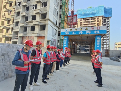 陜煤建設榆林公司第六項目部：戰高溫斗酷暑 奏響夏日生產主旋律