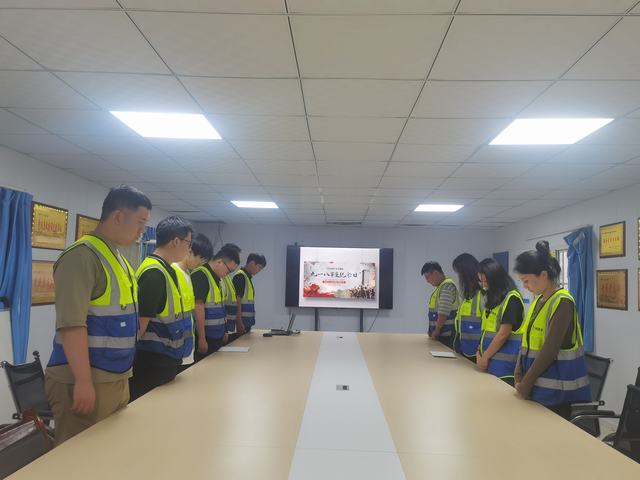 陜煤建設(shè)韓城分公司土建二項(xiàng)目部舉行“銘記歷史,勿忘國(guó)恥紀(jì)念九一八事變”專題學(xué)習(xí)會(huì)