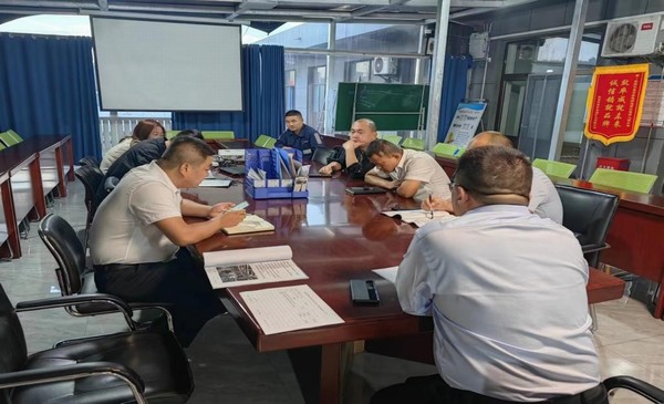 陜煤建設(shè)洗選煤運(yùn)營(yíng)公司第二項(xiàng)目部:開展基層班組調(diào)研活動(dòng)為員工解憂