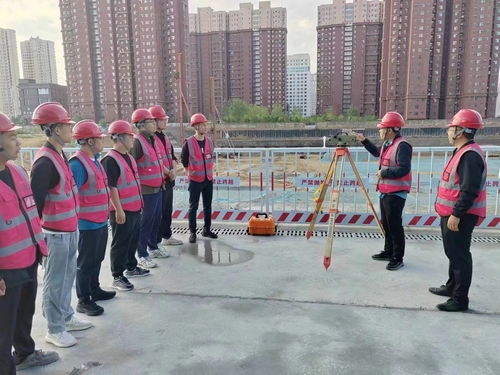 陜煤建設榆林公司第十一項目部：九月金秋日 練兵正當時