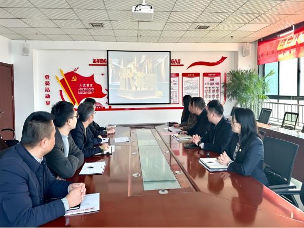 陜煤建設(shè)綠宇公司：楷模為榜樣 播撒精神“正能量”