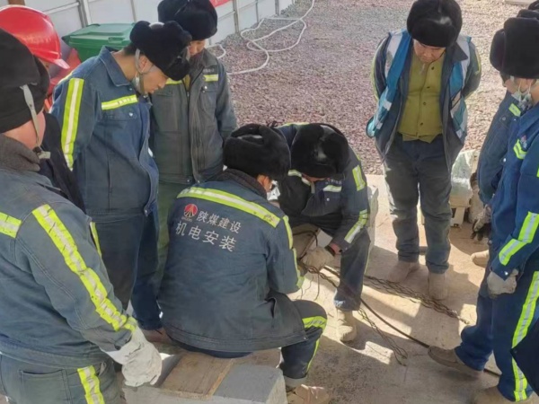 陜煤建設機電安裝公司： 以老帶新傳幫帶 以新促老共成長