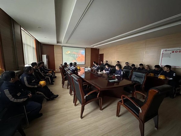 陜煤建設(shè)洗選煤運(yùn)營(yíng)公司神渭首端運(yùn)營(yíng)項(xiàng)目部： 百日安全有時(shí)限  工作安全無時(shí)限