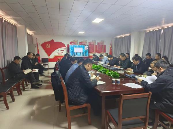 陜煤建設煤礦運營服務分公司:談話敲警鐘 風清過元旦