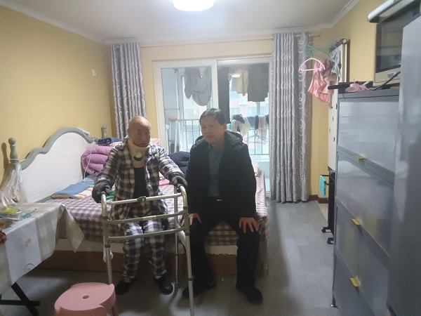 陜煤建設澄合分公司：職工患大病 工會送真情