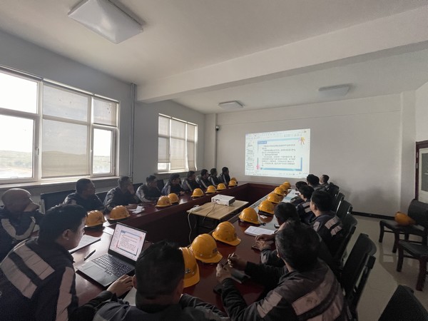 陜煤建設洗選煤運營公司神渭首端運營項目部: 多措并舉 人才培養不停歇