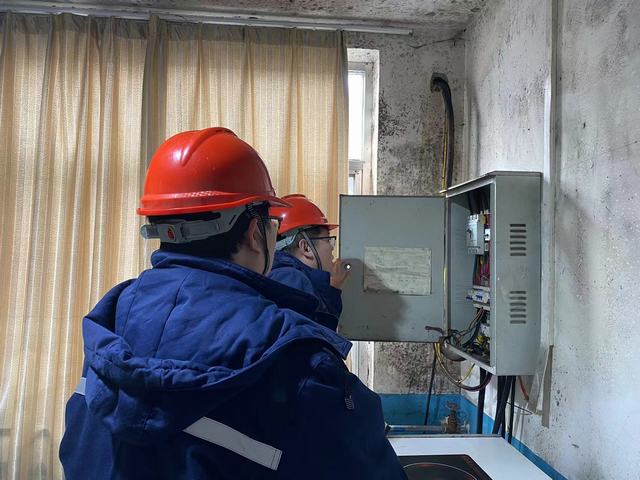 陜煤建設韓城分公司張家峁項目部：“青”盡全力助推項目建設高質(zhì)量進行