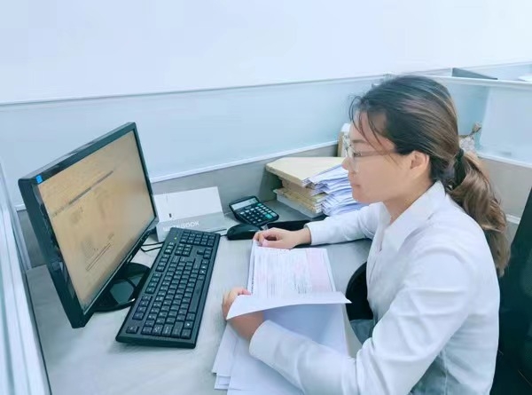 熠熠發光的“她們”