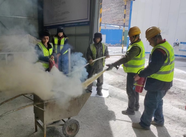 陜煤建設礦建三公司:防“危”化“險” 強化春夏安全防線