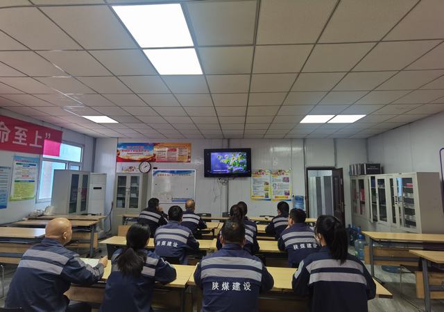 陜煤建設(shè)洗選煤運(yùn)營(yíng)公司紅柳林洗煤廠項(xiàng)目部黨支部:強(qiáng)化紀(jì)律意識(shí) 檢驗(yàn)學(xué)習(xí)成效