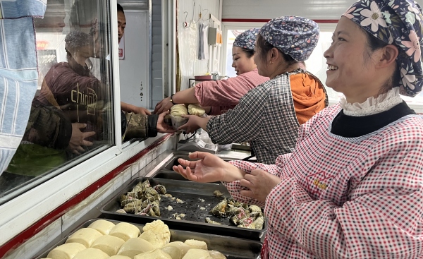 陜煤礦建三公司天山（二號(hào)井）項(xiàng)目部：“端午節(jié)”遇上“安全月”，“粽”享安全