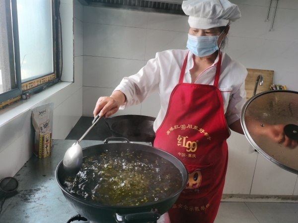 陜煤建設機電安裝公司：戰高溫，不服“暑”