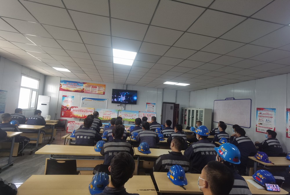 陜煤建設洗選煤運營公司紅柳林洗煤廠項目部：多措并舉戰高溫 保障安全有“涼”策