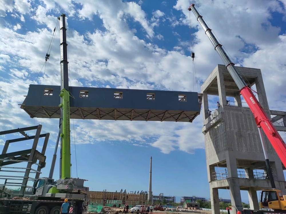 陜煤建設天工公司新疆第一項目部:兩“橋”空中架 “長廊”變通途