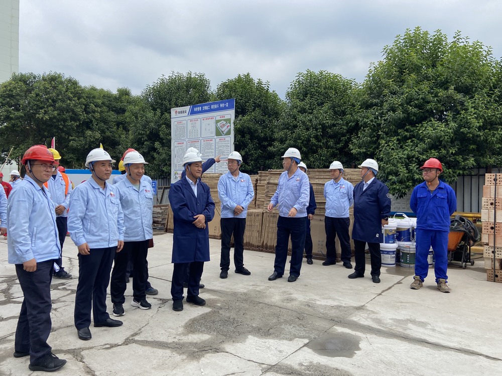 陜煤建設綠宇公司:陜西省化工學會理事會副理事長蒞臨消防一級站調研指導