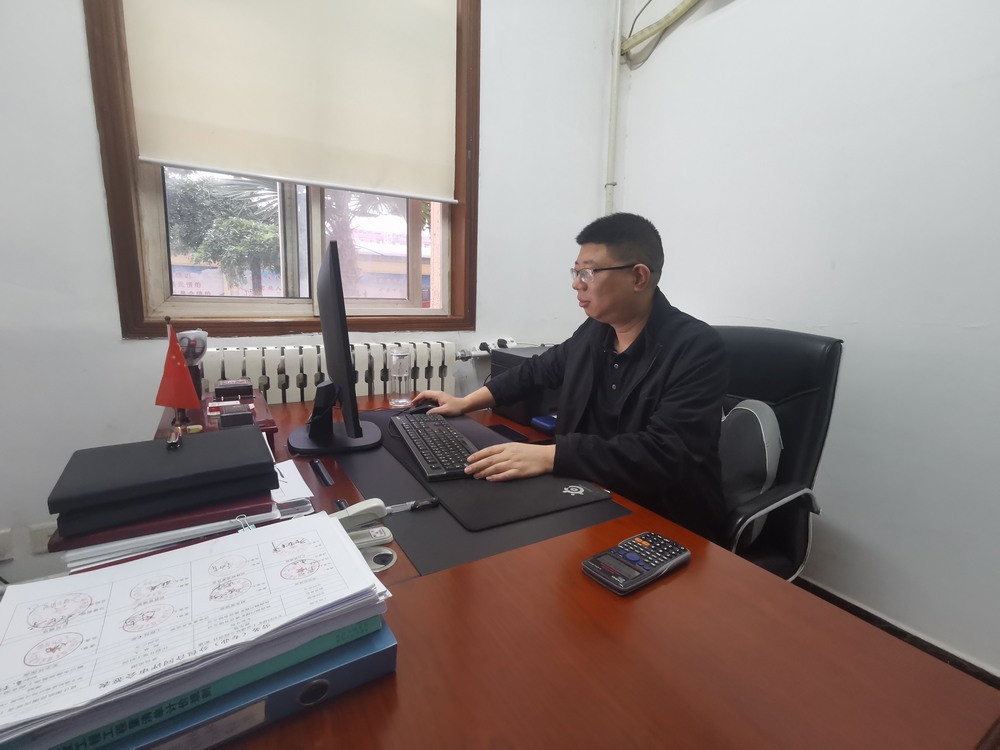 陜煤建設(shè)銅煤公司：在奮斗中奉獻(xiàn)無(wú)悔人生