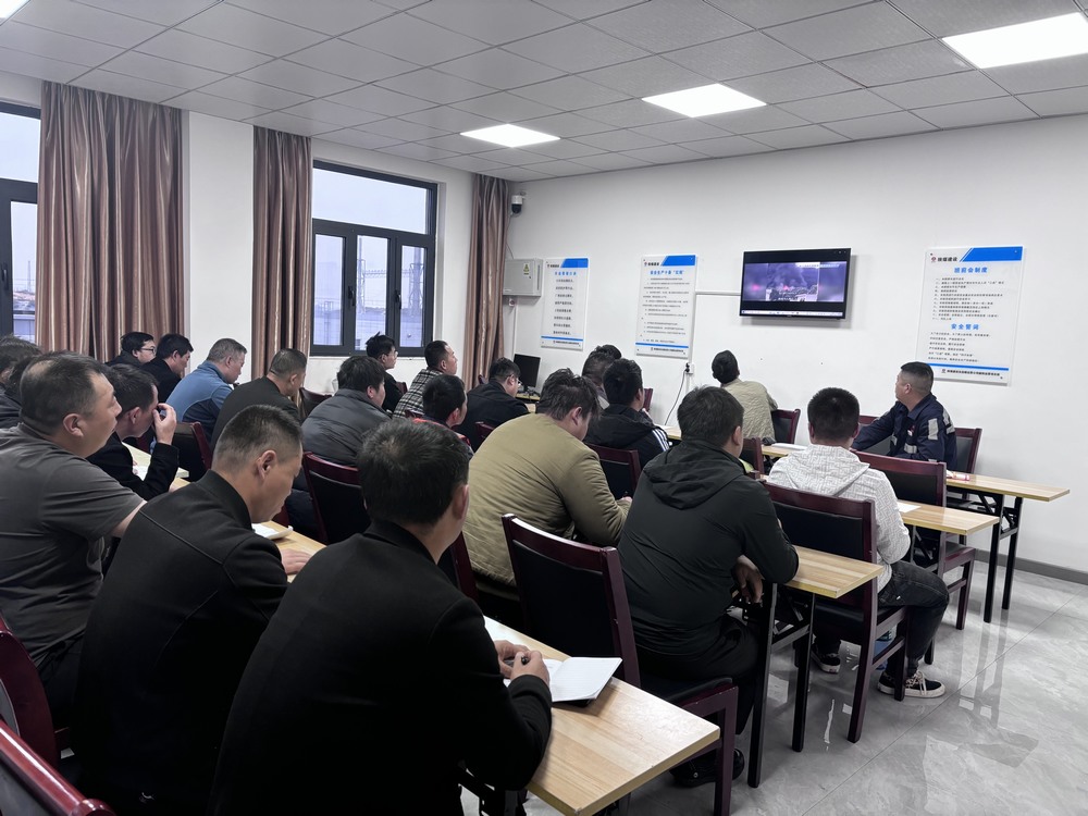 陜煤建設(shè)洗選煤運(yùn)營(yíng)公司榆陽(yáng)運(yùn)營(yíng)項(xiàng)目部：守護(hù)生命的“防火墻”，敲響防火警鐘