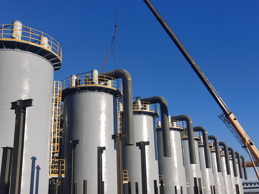 砥礪奮斗，鏖戰寒冬