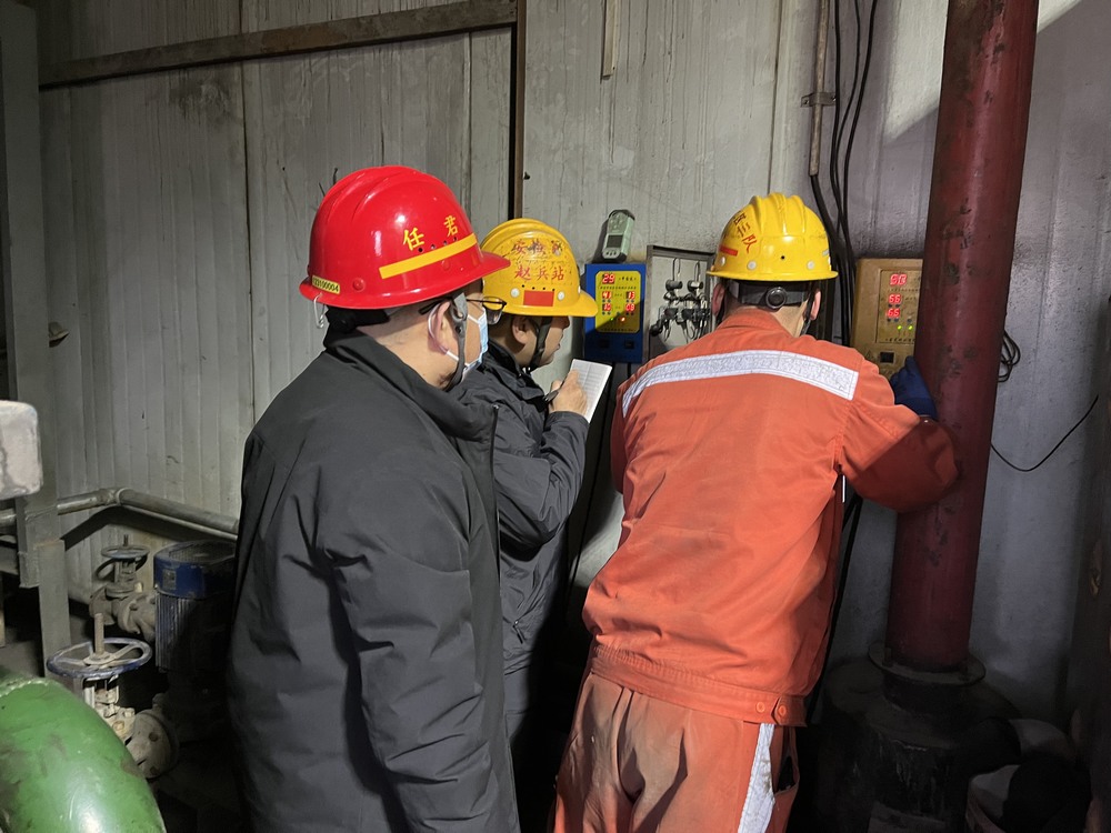 陜煤建設機電安裝公司檸條塔項目部: 守牢“平安線” 嚴把“節(jié)前關(guān)”