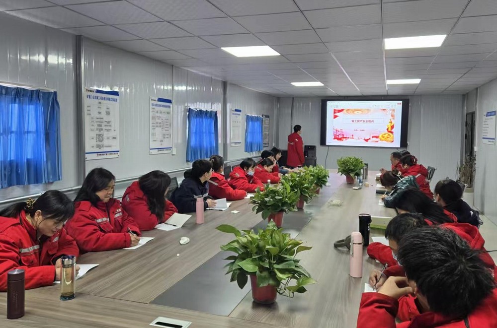 陜煤建設礦建二公司：重拳出擊，嚴把“安全關”