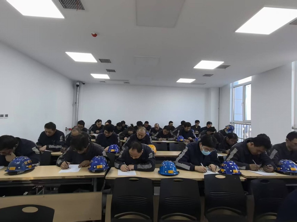 陜煤建設洗選煤運營公司紅柳林洗煤廠項目部：撬動人才引領“新引擎，賦能現場管理“譜新篇”