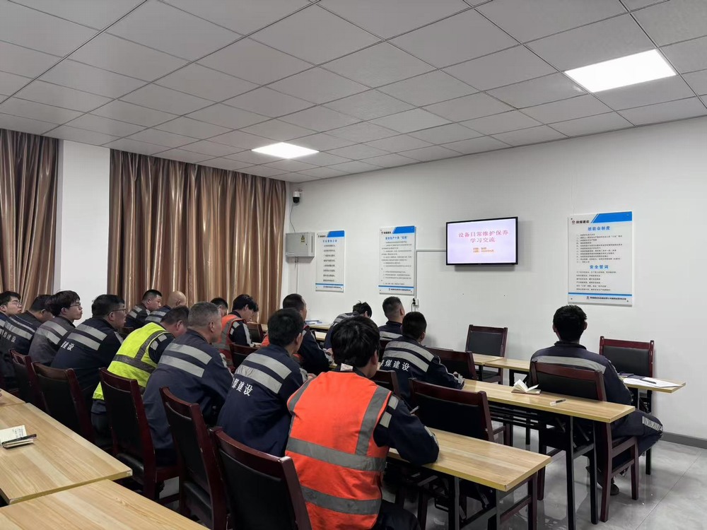 陜煤建設洗選煤運營公司榆陽運營項目部：精修細養(yǎng)降能耗，設備運維創(chuàng)效能