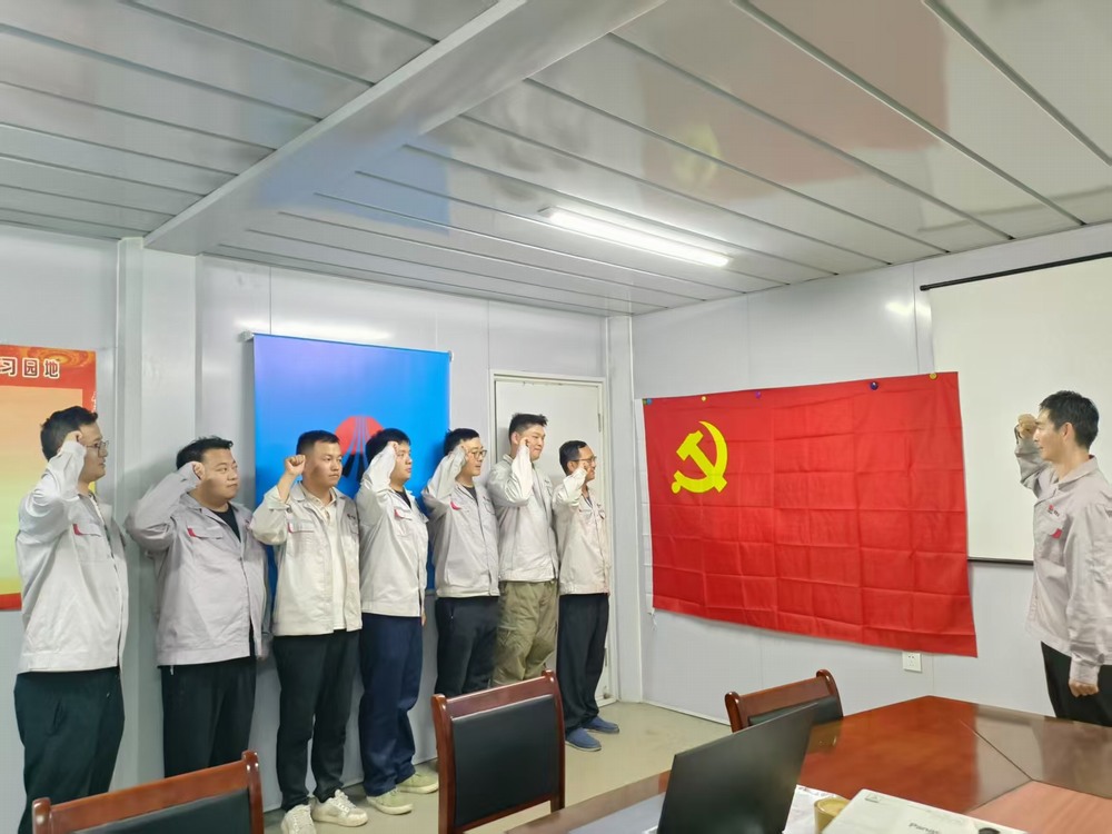 陜煤建設(shè)銅煤公司:主題黨日激發(fā)經(jīng)營新動能