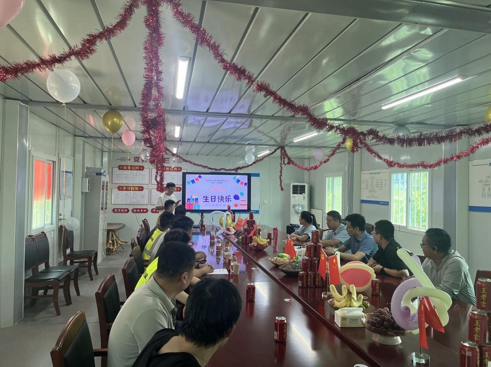 陜煤建設銅煤公司:千里之外有牽掛 集體生日暖人心