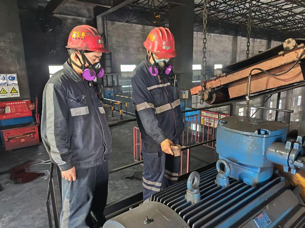 陜煤建設洗選煤運營公司澄合山陽運營項目部:烈日炙烤,他們的堅守最“滾燙”