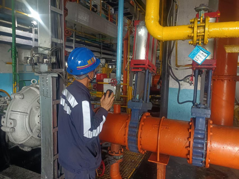 陜煤建設洗選煤運營公司紅柳林洗煤廠項目部: 烈日下的安全守護者