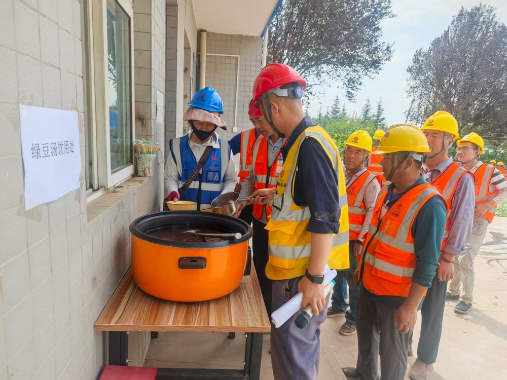 陜煤建設銅煤公司銅創能材項目部:多措并舉打好夏季施工攻堅戰