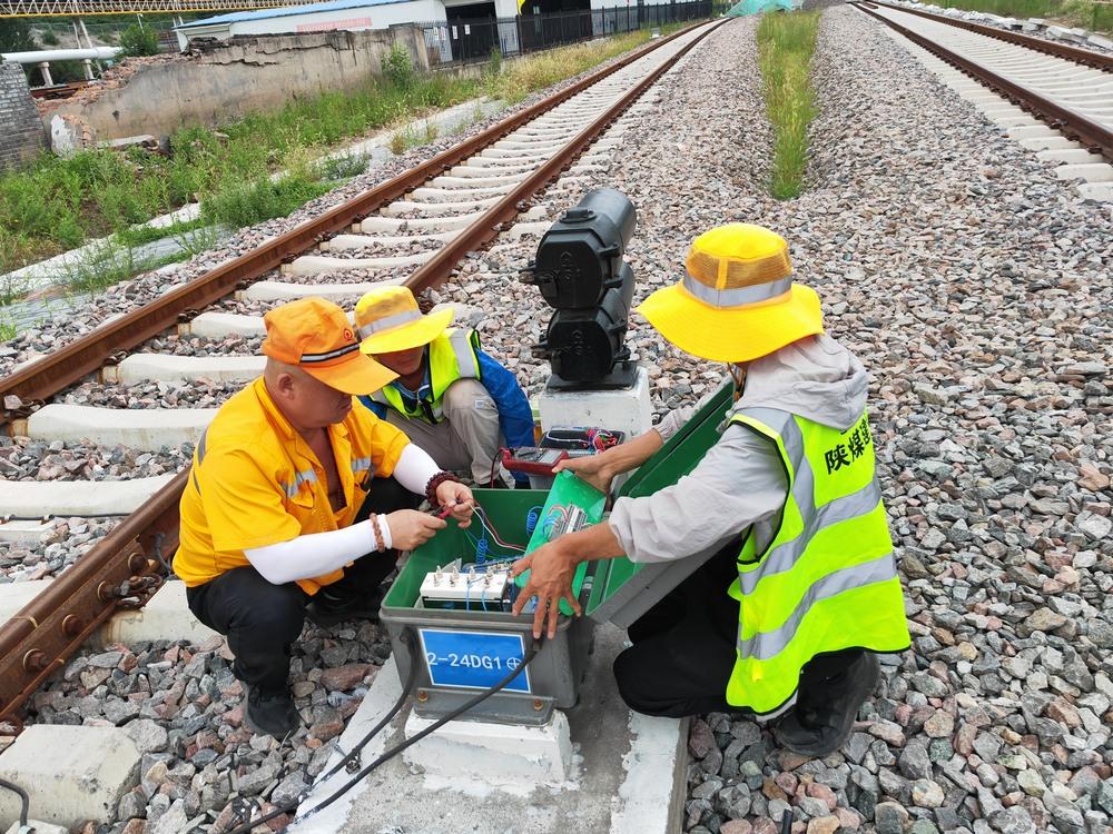 “路”途坦蕩!陜煤建設路橋分公司黃陵項目部“組合拳”齊發力