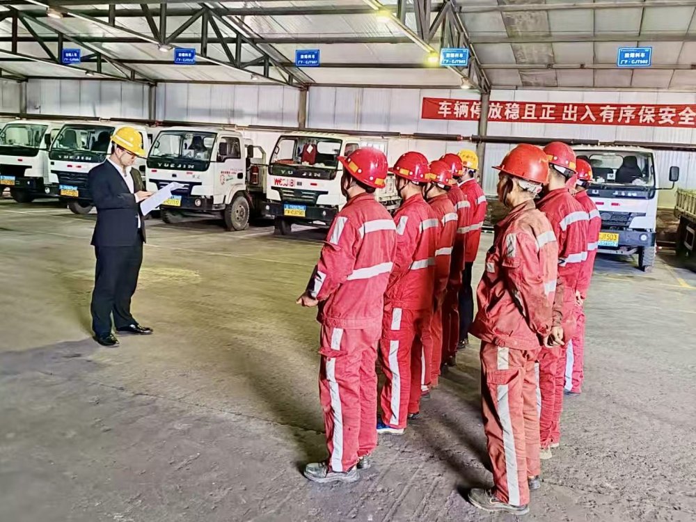 陜煤建設機電安裝公司曹家灘項目部：實戰(zhàn)演練礪精兵 以賽促學保安全