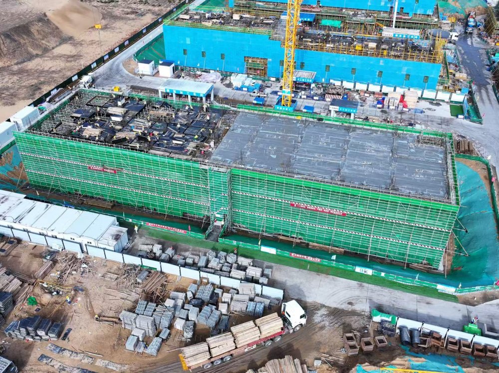 戰荒漠、搶節點！陜煤建設天工公司土建第五項目部以“鐵軍擔當”推進榆林化學二期建設